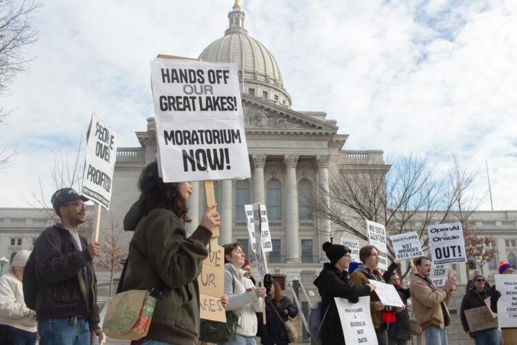 Lawmakers propose pause on data centers in Wisconsin